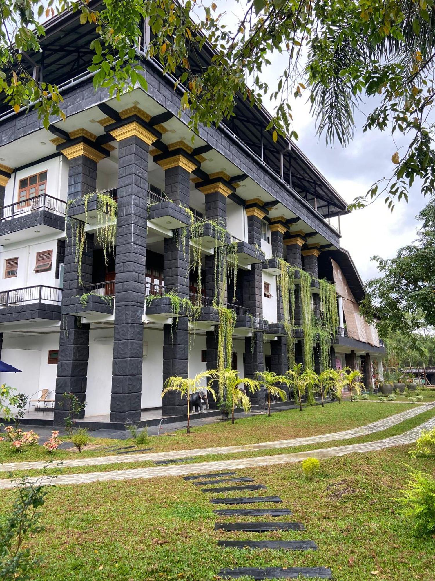 Sigiriya Kingdom Resort Дамбулла Екстер'єр фото